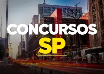 Arte com a frase “Concursos SP” sobre a paisagem urbana de São Paulo representando concurso público da Prefeitura de Conchas com salários de até R$ 15,7 mil.