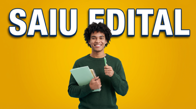 Estudante sorrindo segura cadernos e caneta com fundo amarelo e texto saiu edital